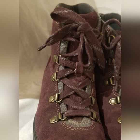 Clarks womens lace up suede leather ankle boot size 7 1/2 - Picture 5 of 13